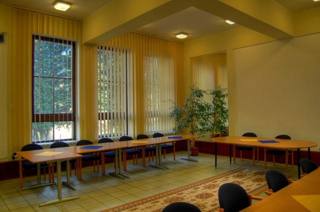 Sala konferencyjna Ośrodka Szkoleniowo-Wypoczynkowego "CIS".